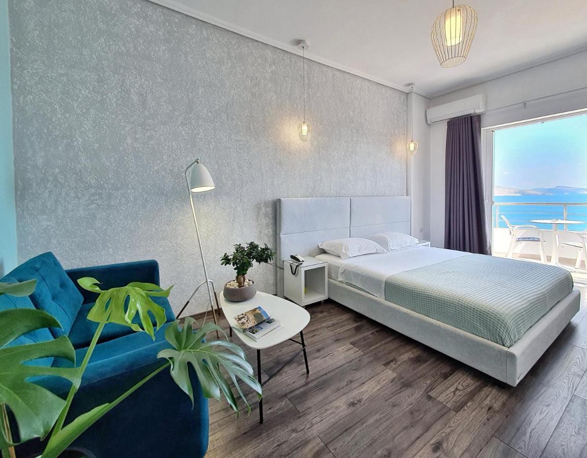 Hotel Joan Саранда Экстерьер фото
