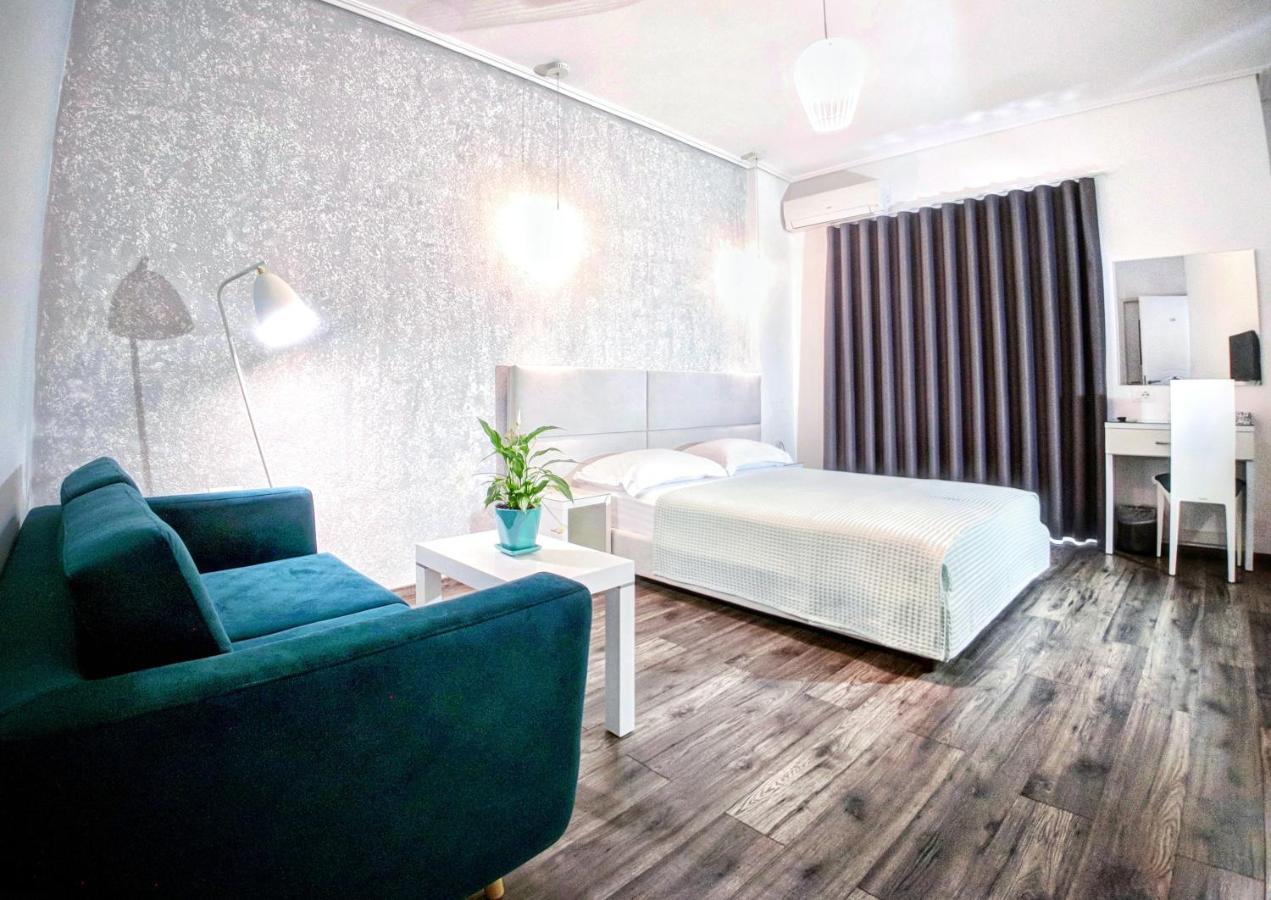 Hotel Joan Саранда Экстерьер фото